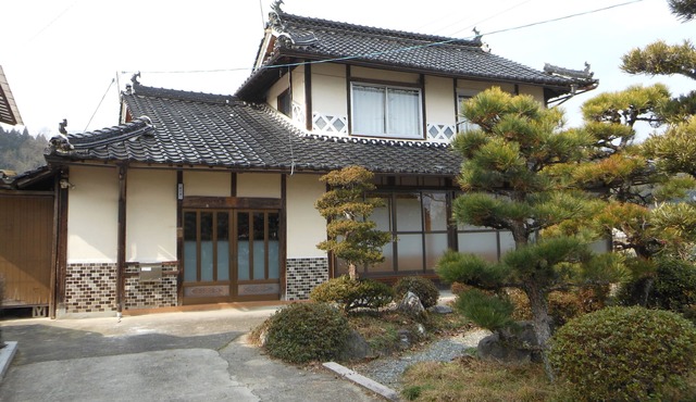 Why not relax in a country house
