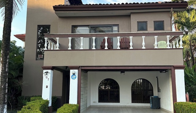 Wonderful Vista Las Olas+ Pool Table + Private Pool BBQ+Ocean Views Pet Friendly
