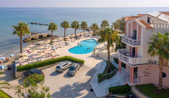 Xenos Kamara Beach