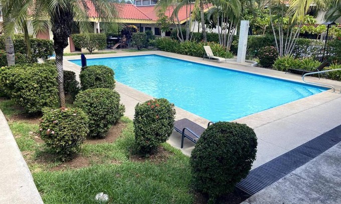 Coco Apartment | Charming 2Bed/2Bath Ground Floor