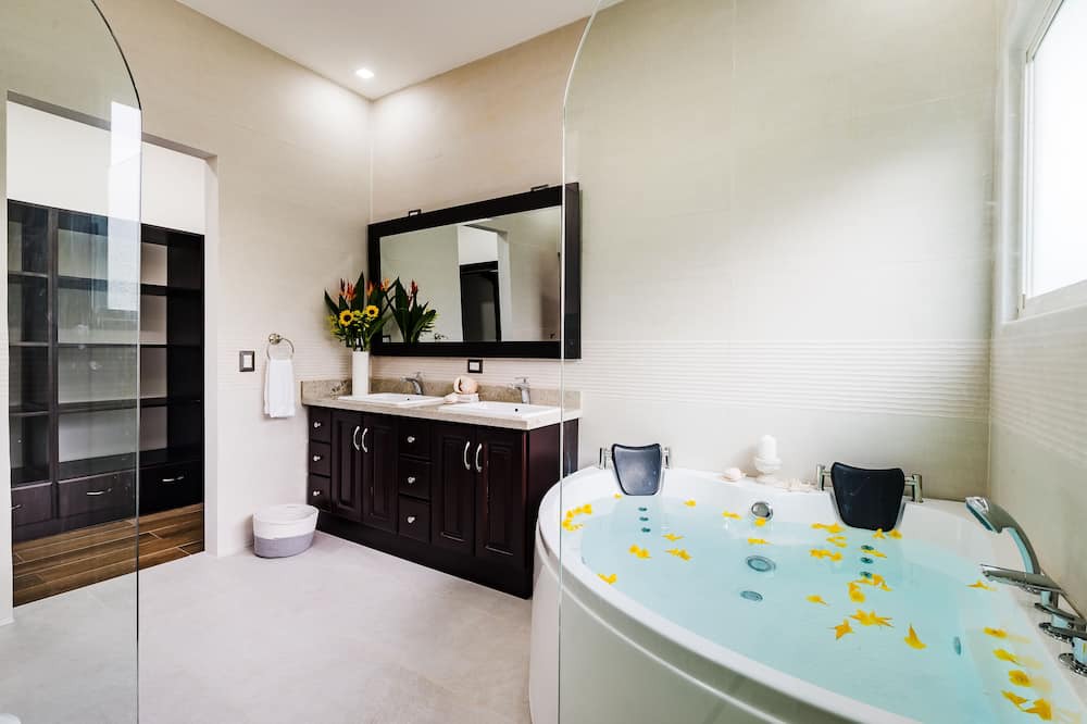Photo of Bathroom in Villarreal