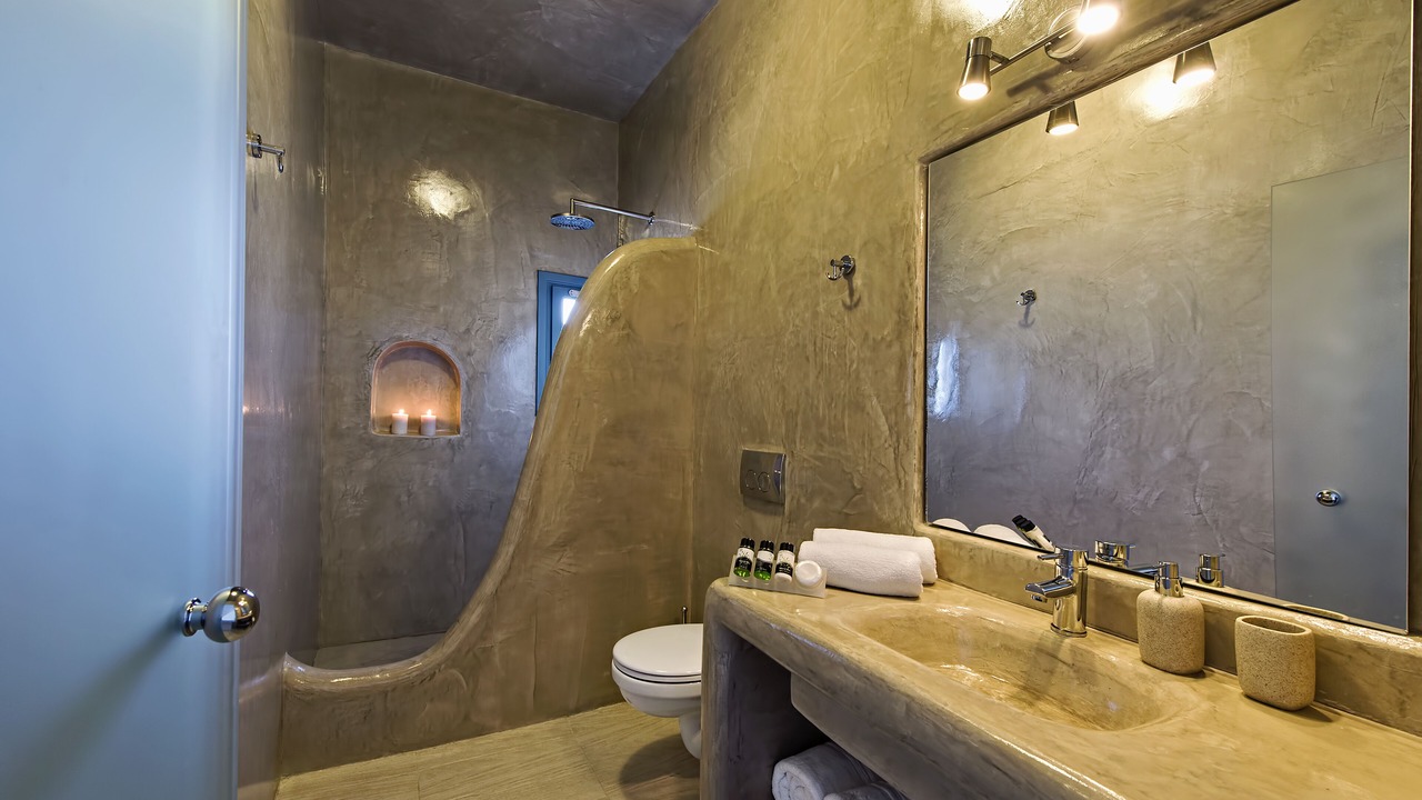Photo of Bathroom in Fira