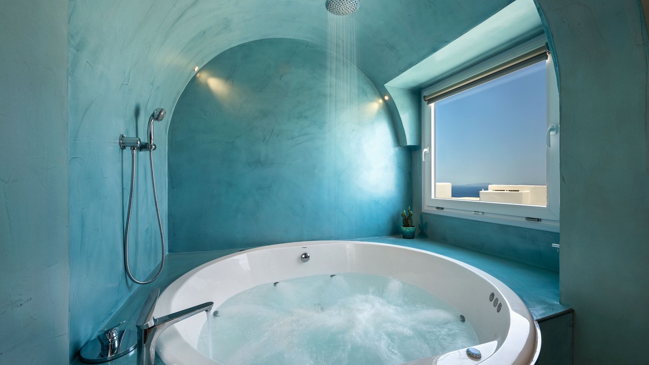 Photo of Bathroom in Fira