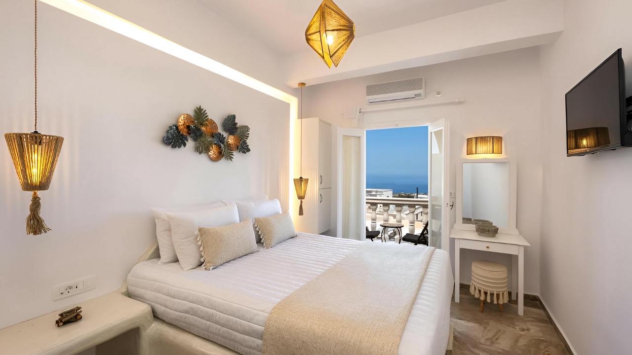 Photo of Bedroom in Fira