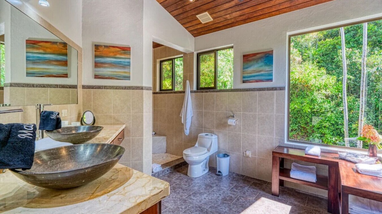 Photo of Bathroom in Uvita