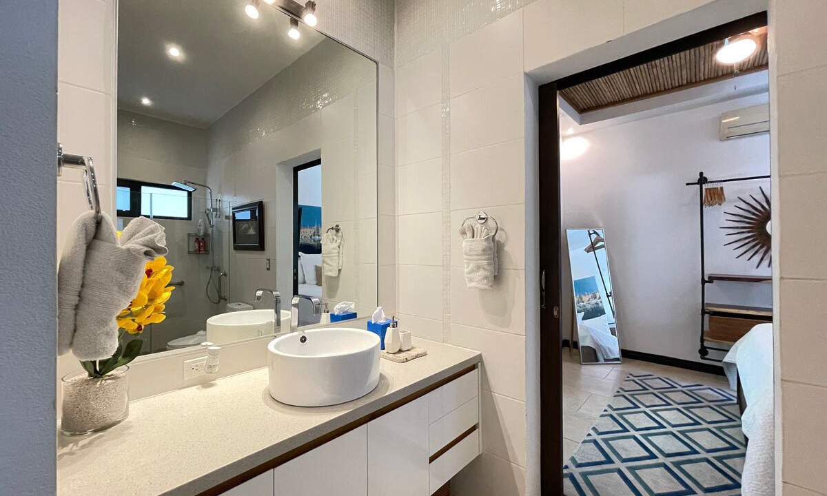 Photo of Bathroom in Tamarindo