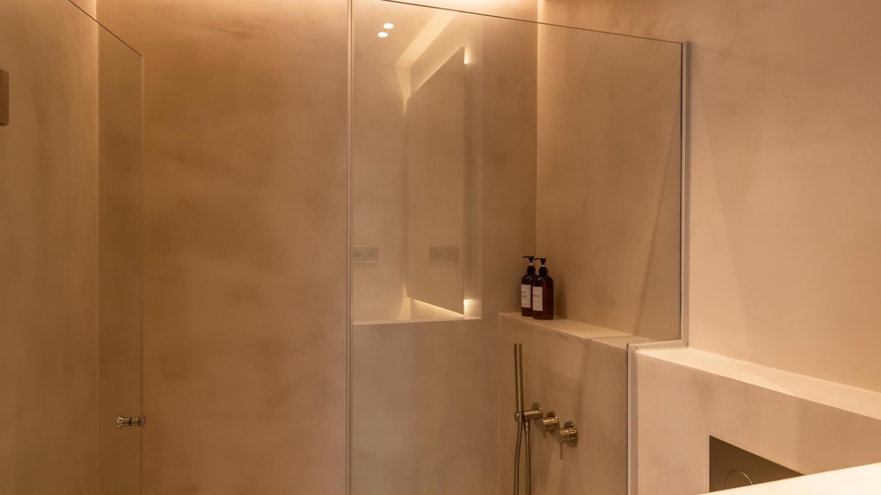 Photo of Bathroom in El Born