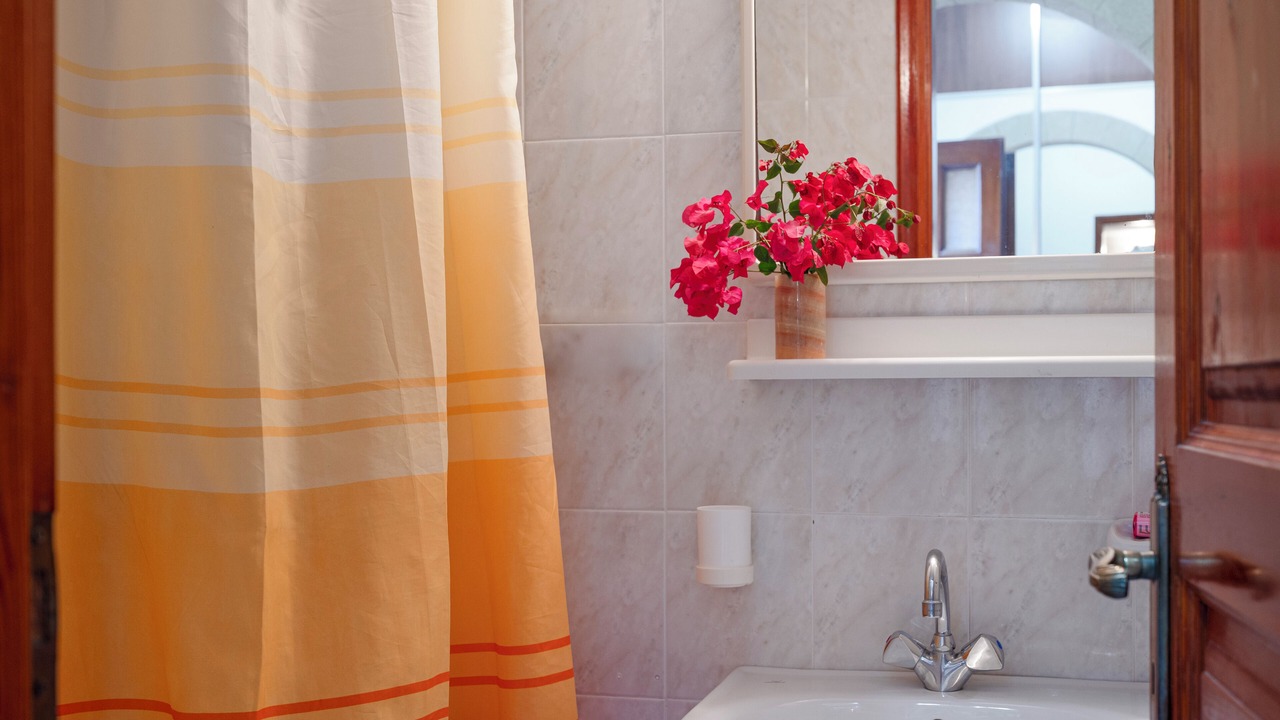 Photo of Bathroom in Skala