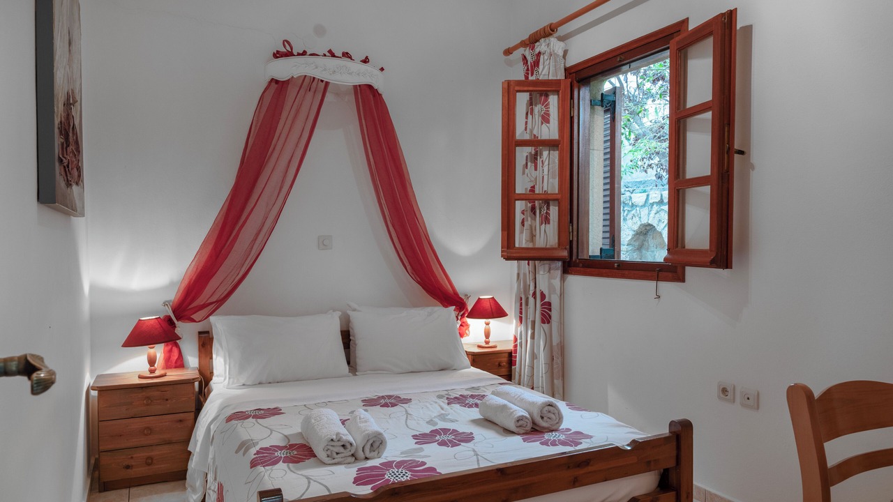 Photo of Bedroom in Skala