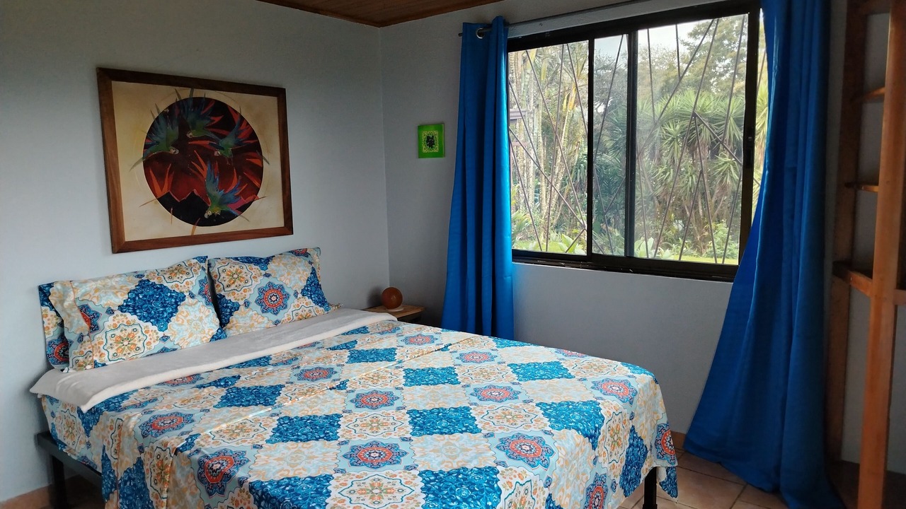 Photo of Bedroom in Angeles