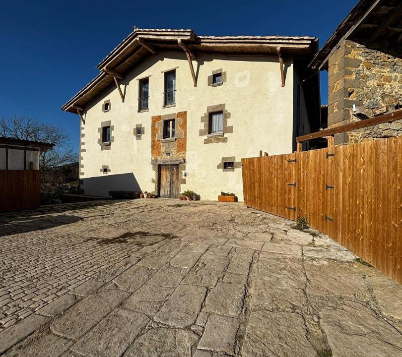 Photo of Others in L'Esquirol