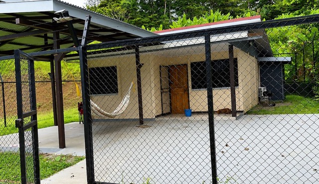 Casita Near Playa Bonita & Cahuita - 45 min